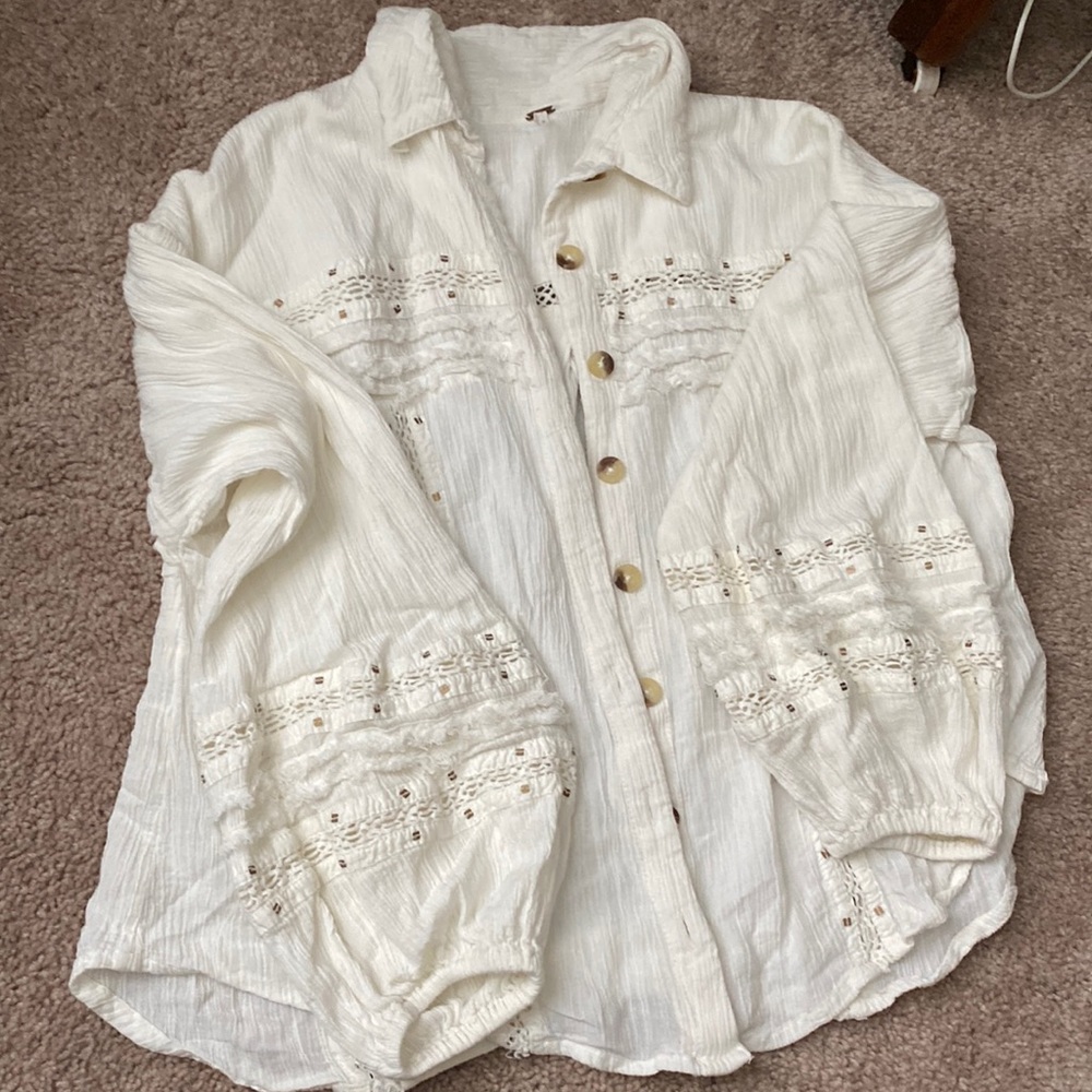 White cream freepeople puffy sleeve button down